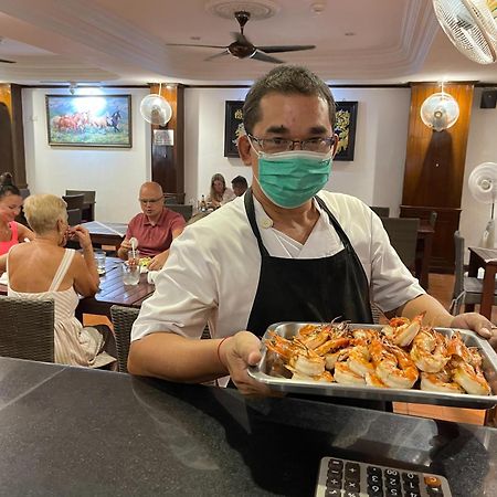 Surin Bay Inn Экстерьер фото