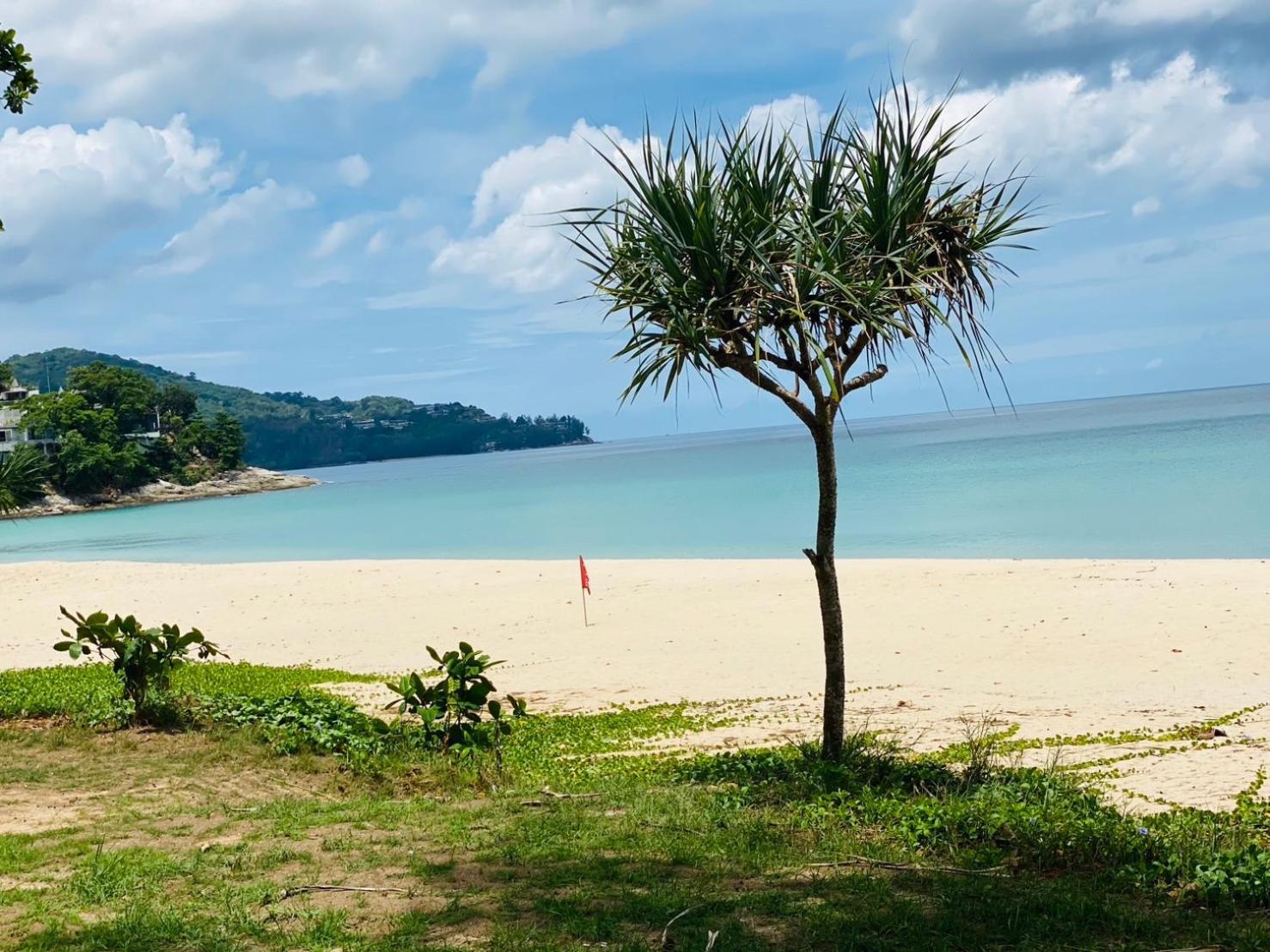 Surin Bay Inn Экстерьер фото